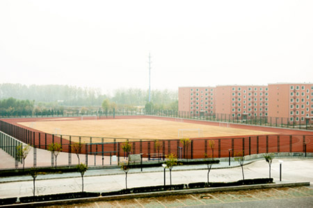 走进北京新东方妙峰书苑住宿部