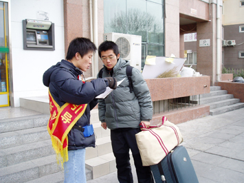 大学生在校表现情况